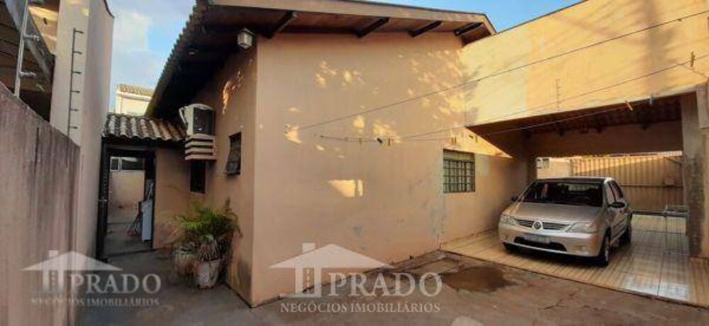 Casa à venda com 6 quartos, 250m² - Foto 8