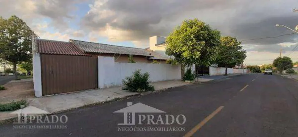 Casa, 6 quartos, 250 m² - Foto 15