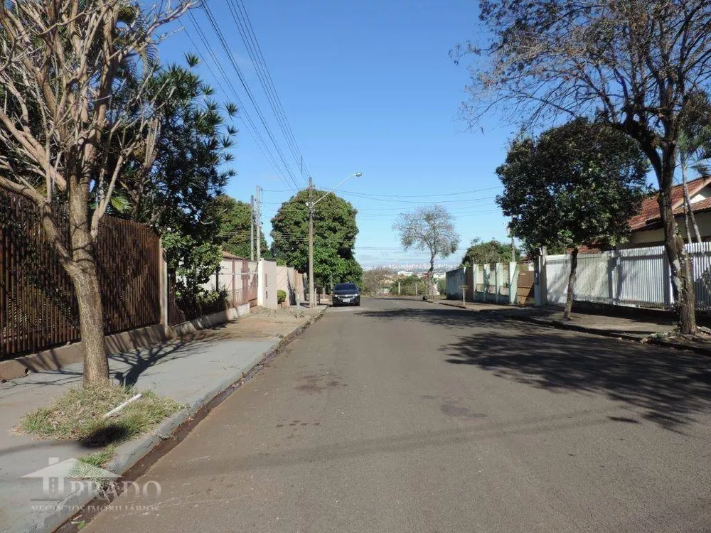 Sobrado, 7 quartos, 285 m² - Foto 3