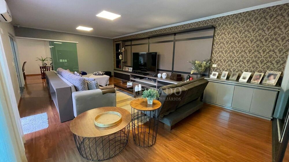 Sobrado à venda com 4 quartos, 512m² - Foto 3