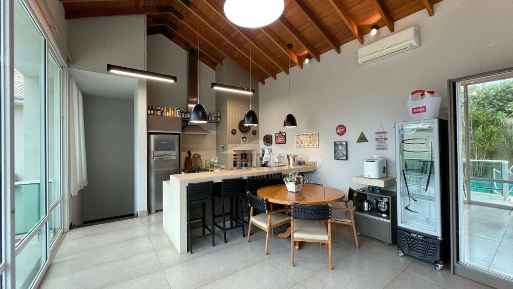 Sobrado à venda com 4 quartos, 512m² - Foto 7