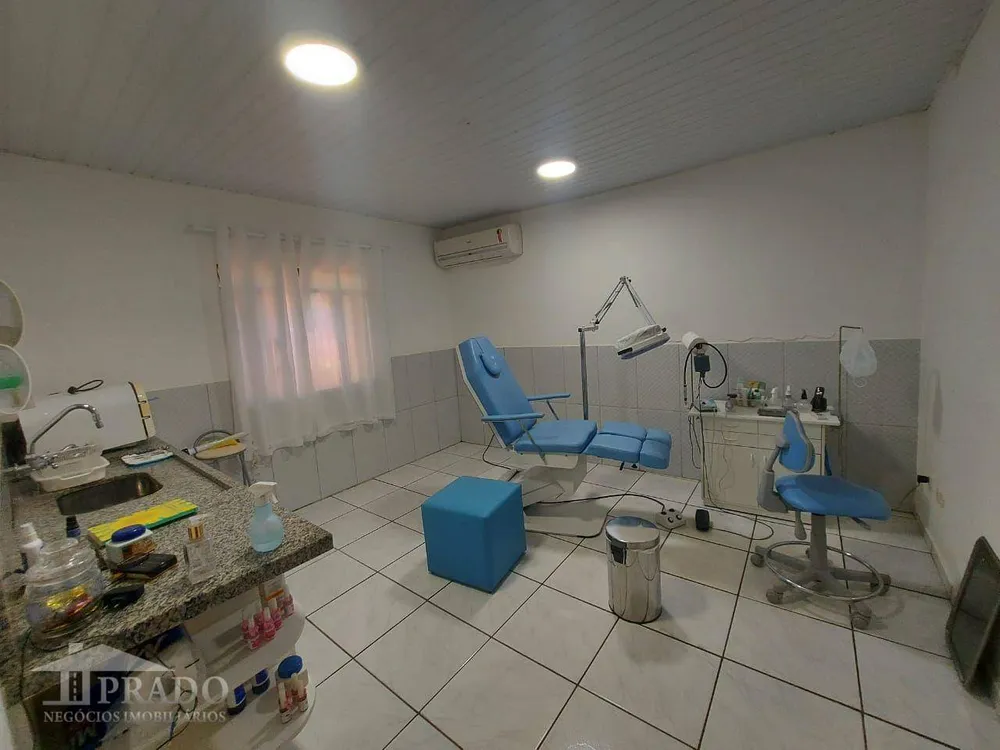 Casa, 3 quartos, 220 m² - Foto 6