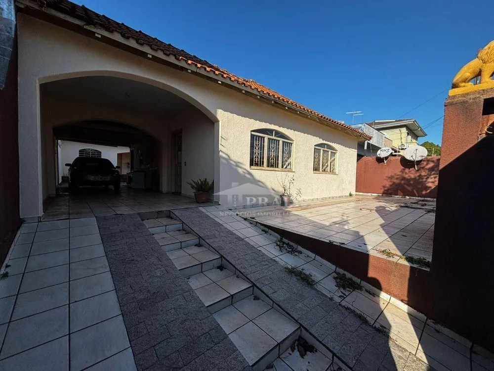 Casa, 3 quartos, 180 m² - Foto 1