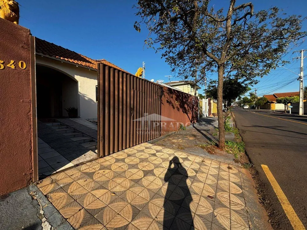 Casa, 3 quartos, 180 m² - Foto 2
