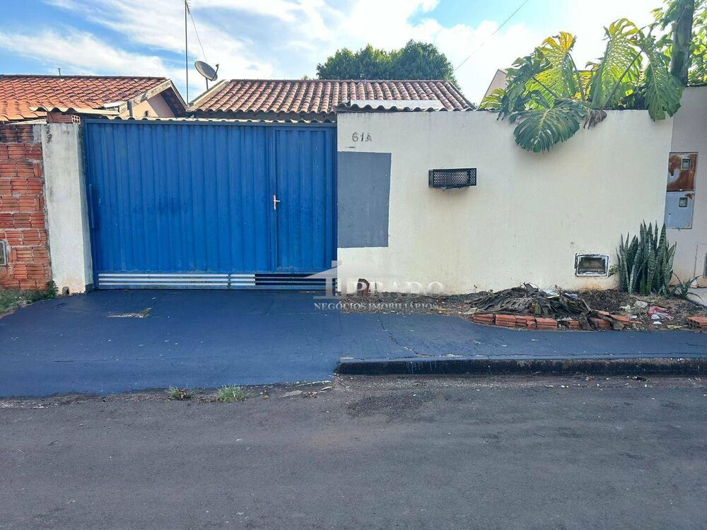 Casa à venda com 2 quartos, 40m² - Foto 1
