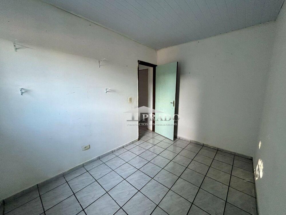Casa à venda com 2 quartos, 40m² - Foto 7