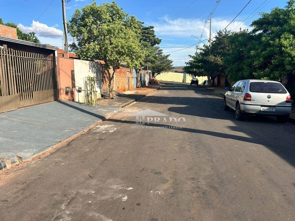 Casa à venda com 2 quartos, 40m² - Foto 11