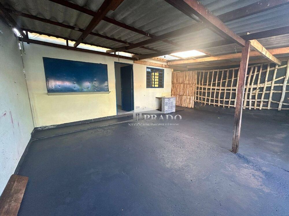 Casa à venda com 2 quartos, 40m² - Foto 2