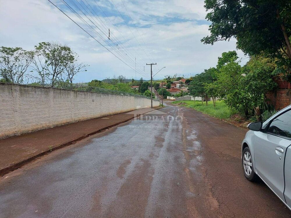Casa à venda com 4 quartos, 150m² - Foto 4