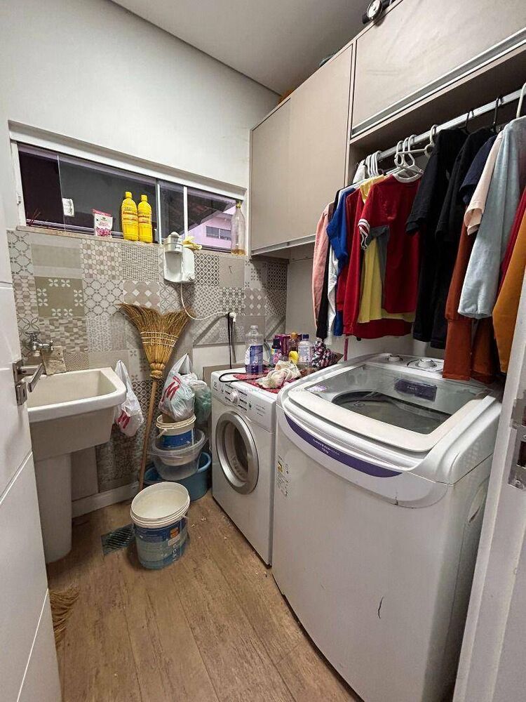 Sobrado, 3 quartos, 228 m² - Foto 2