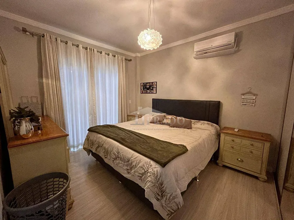 Sobrado, 3 quartos, 228 m² - Foto 6