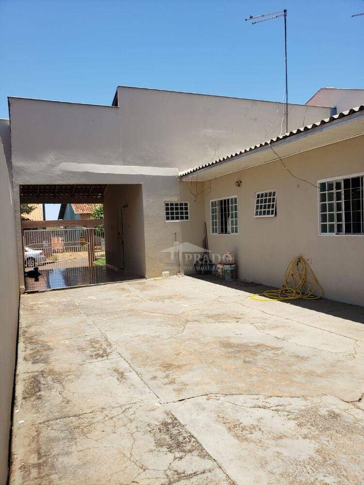Casa à venda com 3 quartos, 138m² - Foto 3