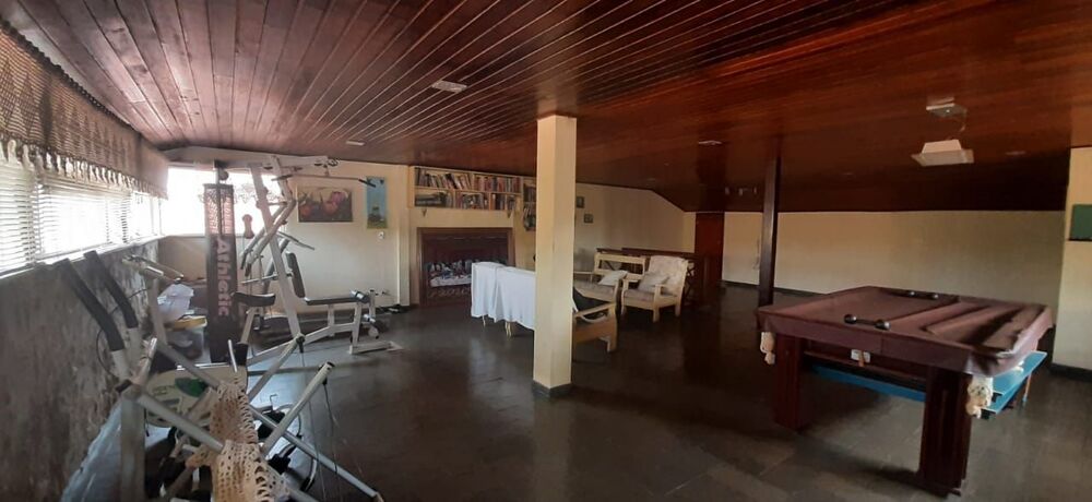 Casa, 4 quartos, 371 m² - Foto 1