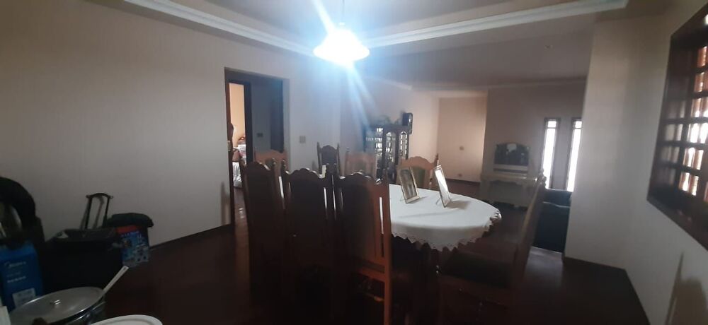 Casa, 4 quartos, 371 m² - Foto 4