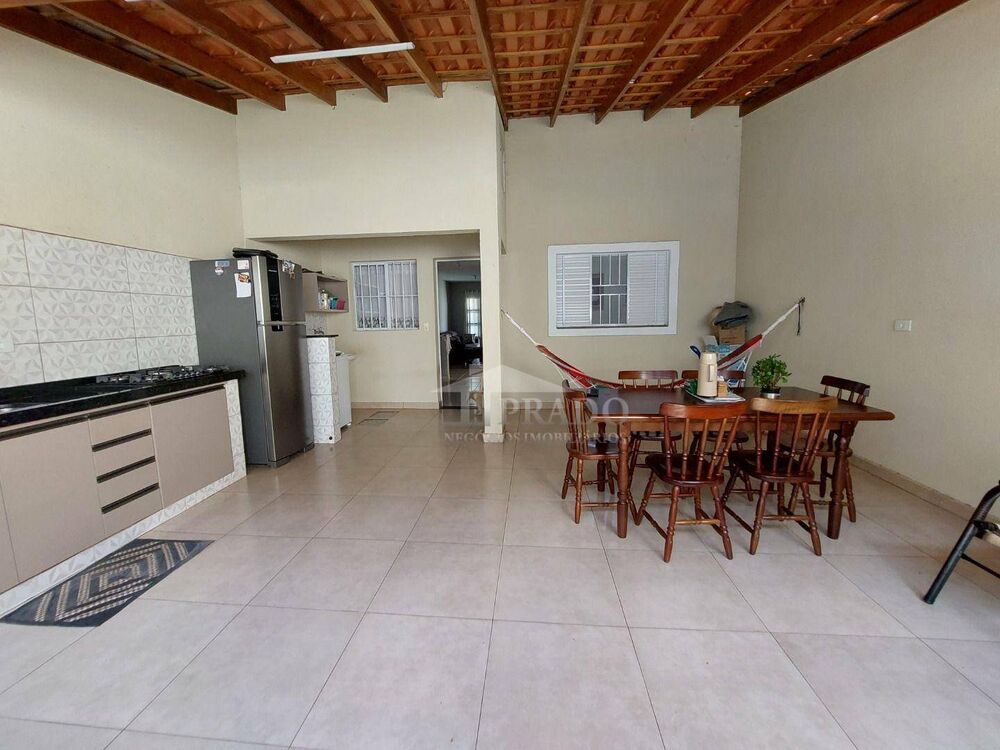 Casa à venda com 2 quartos, 90m² - Foto 14