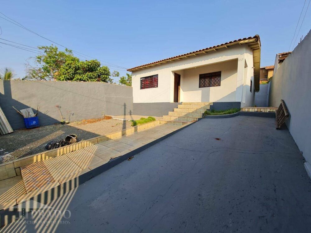 Casa à venda com 3 quartos, 120m² - Foto 2