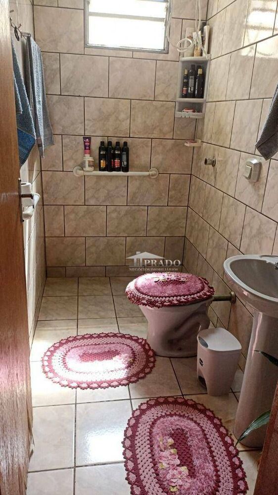 Casa à venda com 6 quartos, 220m² - Foto 10