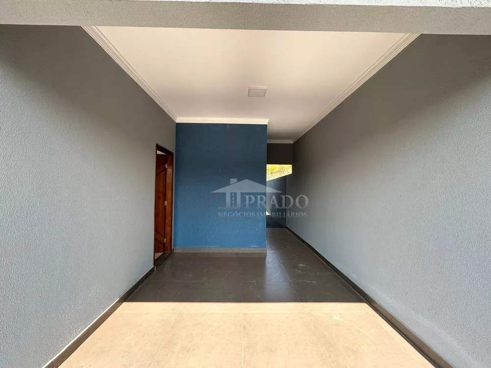 Casa à venda com 2 quartos, 78m² - Foto 4