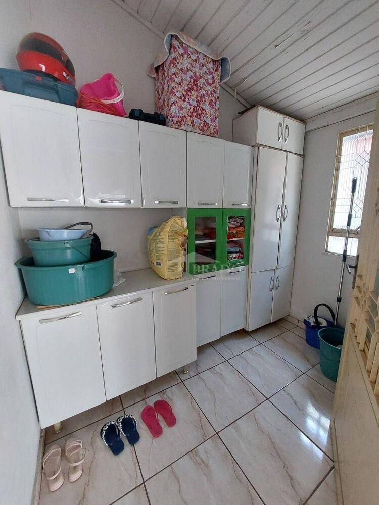 Casa à venda com 3 quartos, 180m² - Foto 14