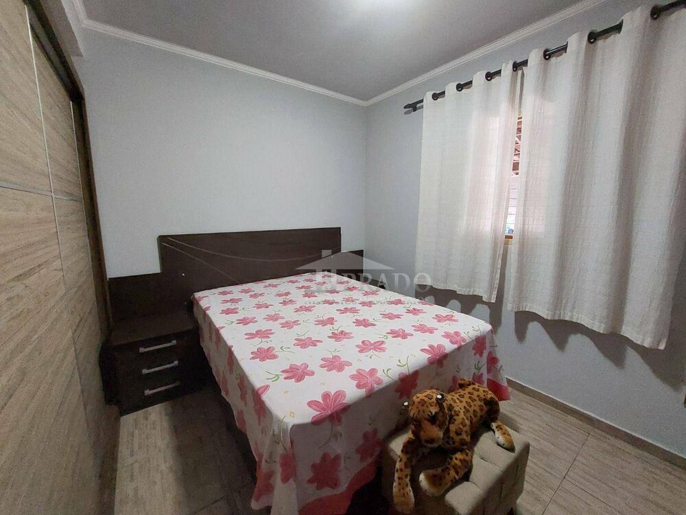 Casa à venda com 3 quartos, 180m² - Foto 9