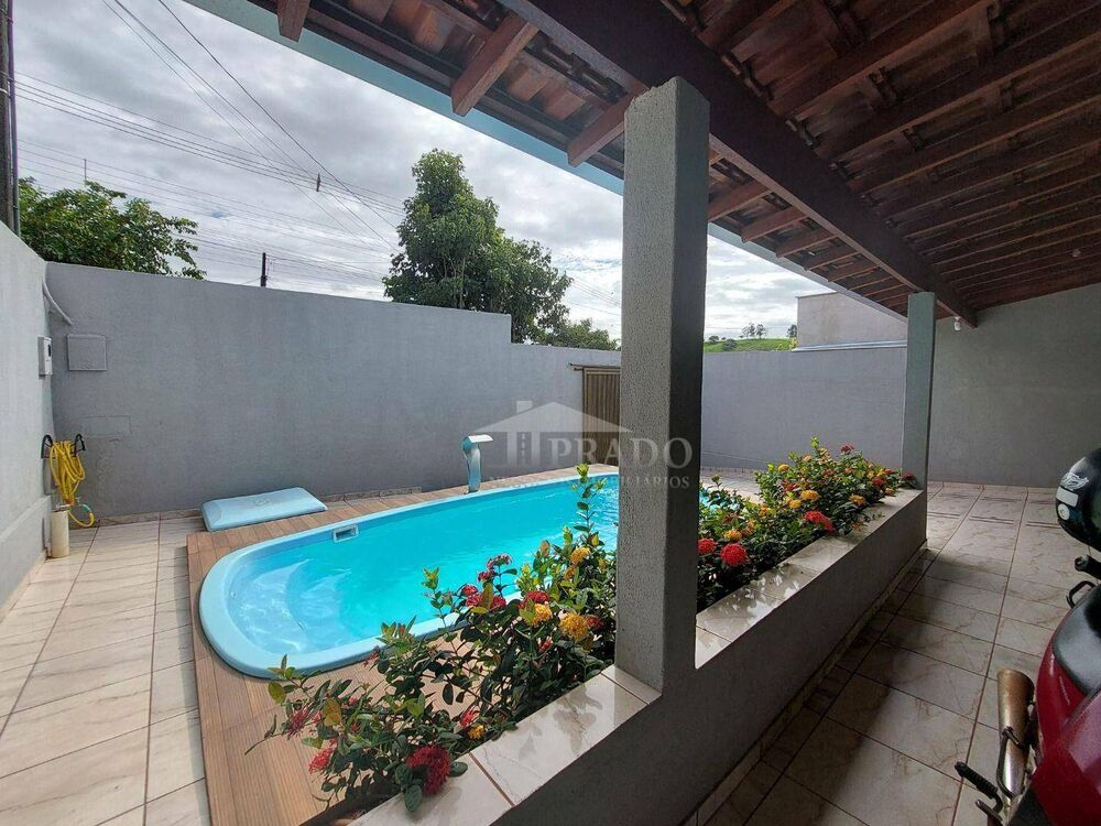 Casa à venda com 3 quartos, 180m² - Foto 3