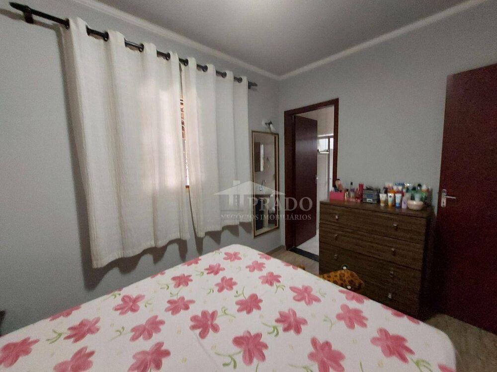 Casa à venda com 3 quartos, 180m² - Foto 10