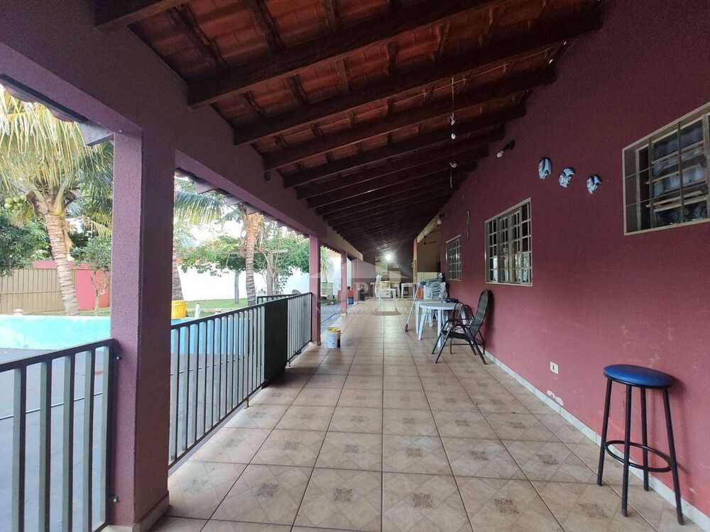 Chácara à venda com 2 quartos, 160m² - Foto 8