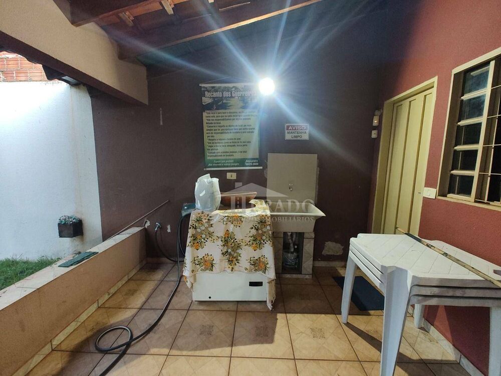 Chácara à venda com 2 quartos, 160m² - Foto 11