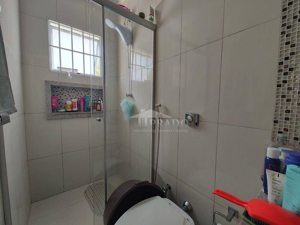 Casa à venda com 4 quartos, 220m² - Foto 6