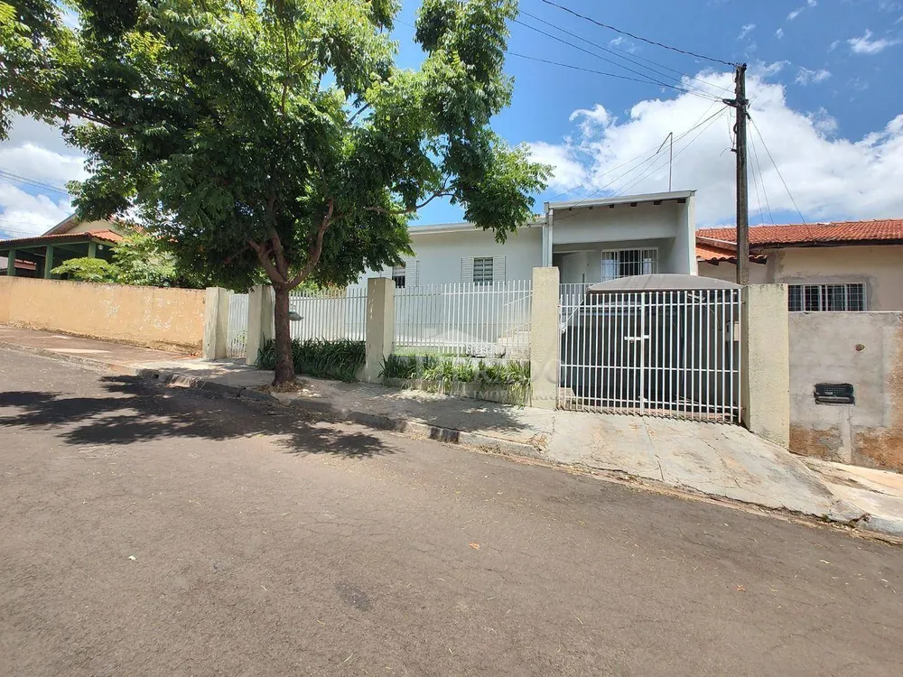 Casa, 4 quartos, 220 m² - Foto 1