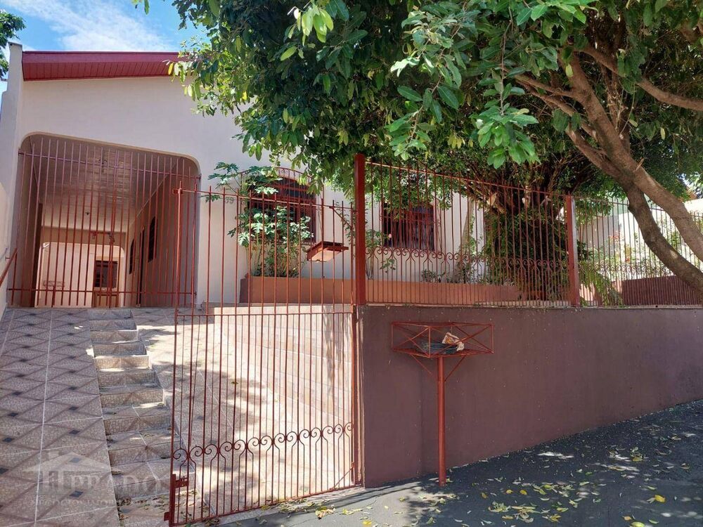Casa à venda com 4 quartos, 194m² - Foto 12