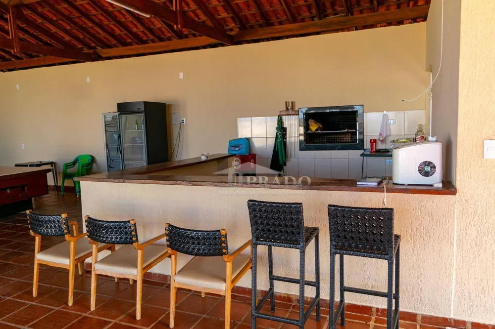 Chácara, 4 quartos, 1511 m² - Foto 9