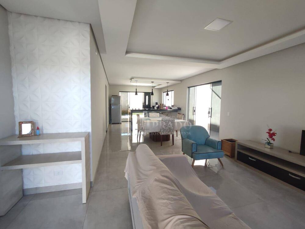 Casa, 3 quartos, 159 m² - Foto 2