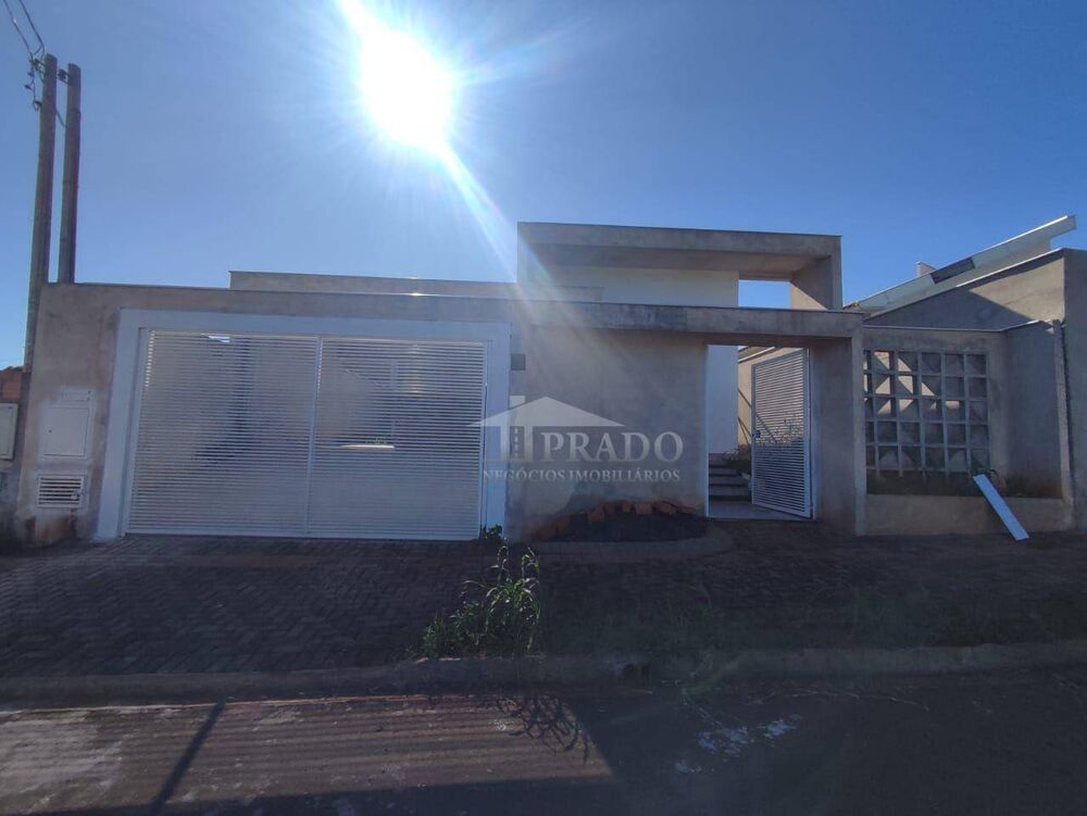 Casa, 3 quartos, 159 m² - Foto 1