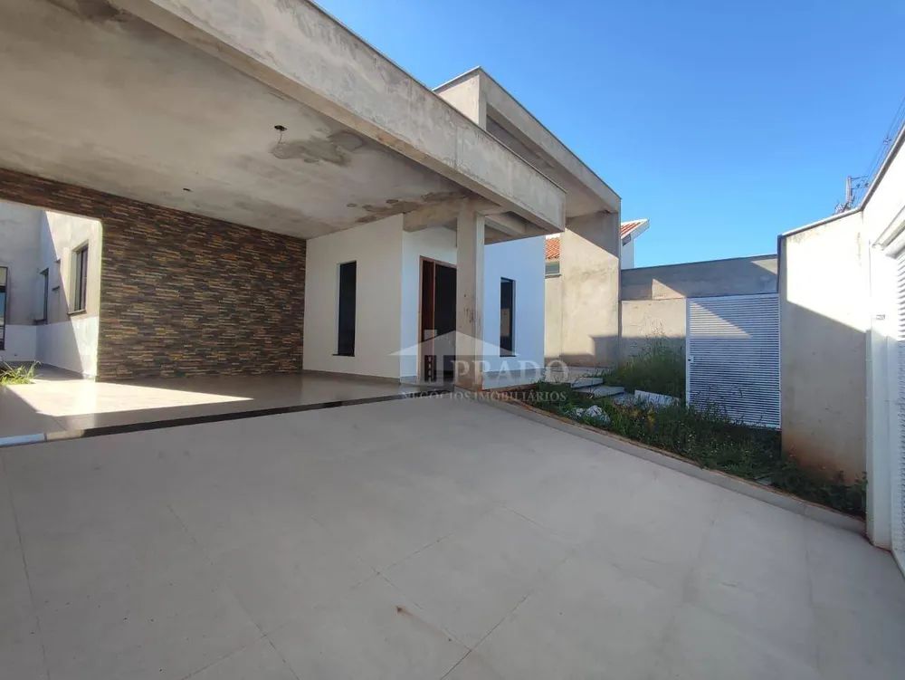 Casa, 3 quartos, 159 m² - Foto 2