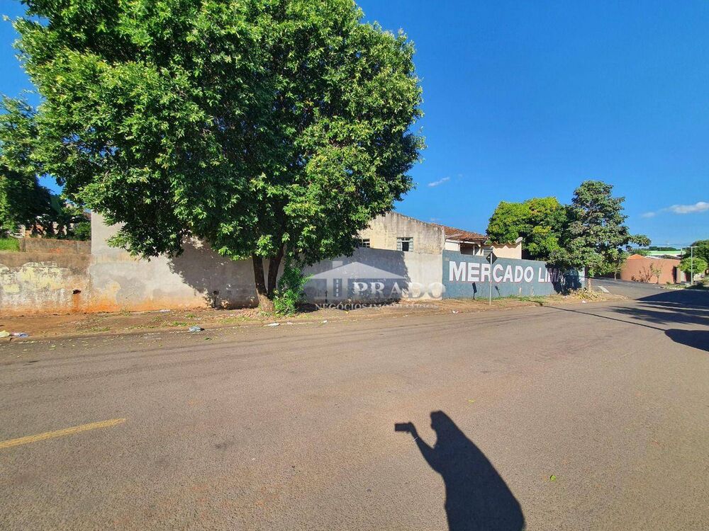 Casa à venda com 4 quartos, 200m² - Foto 9