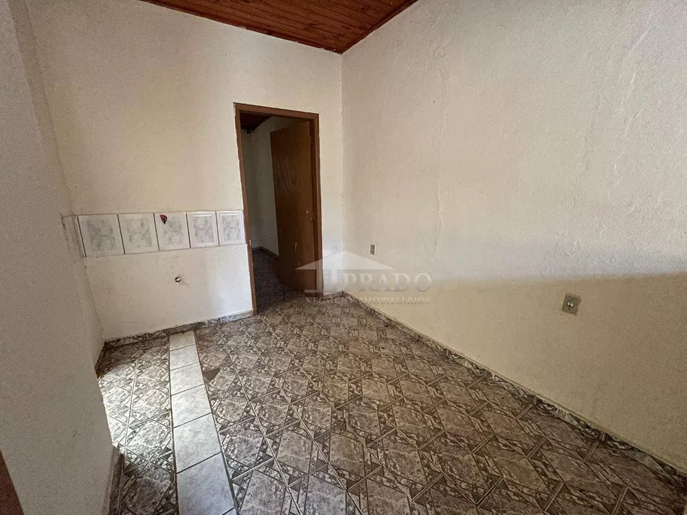 Casa para alugar com 1 quarto, 50m² - Foto 4