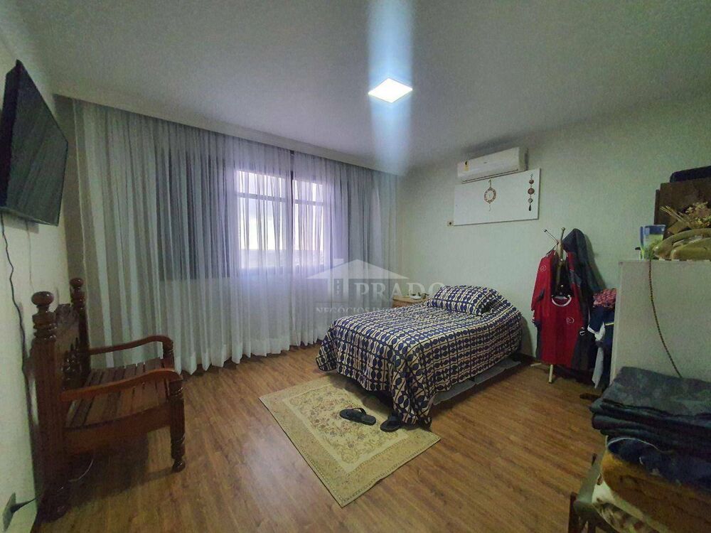 Apartamento à venda com 3 quartos, 262m² - Foto 11