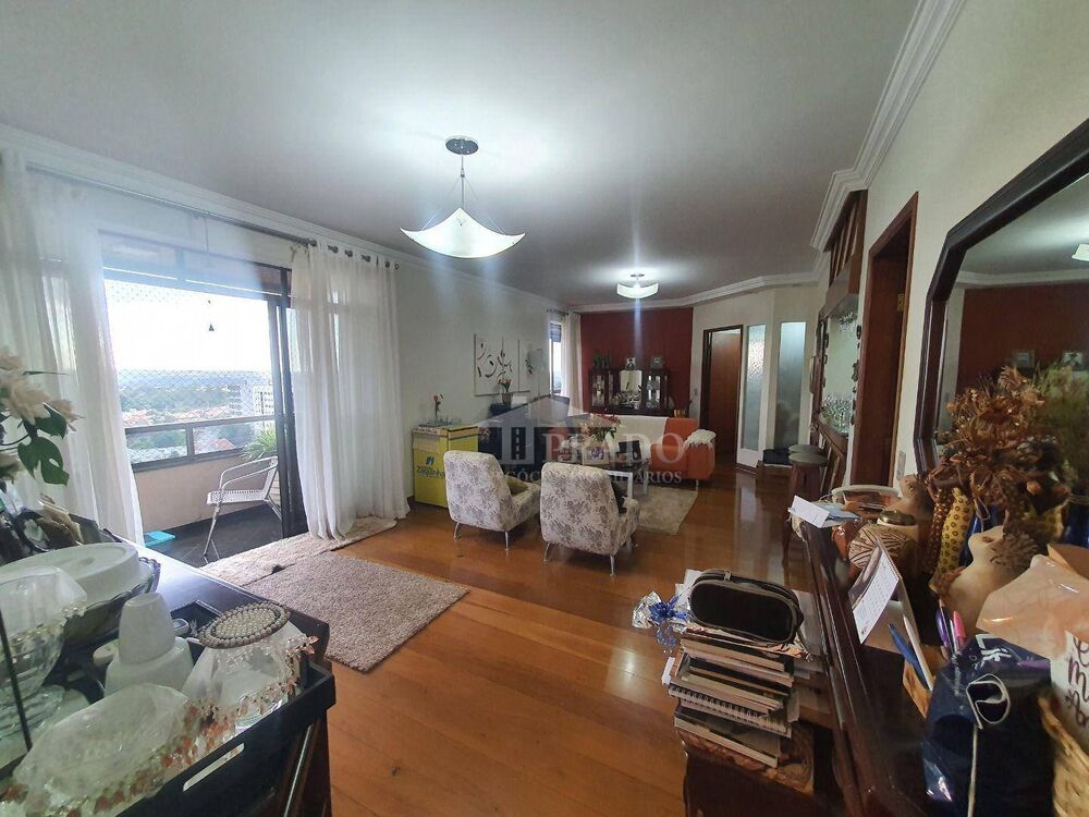 Apartamento à venda com 3 quartos, 262m² - Foto 5
