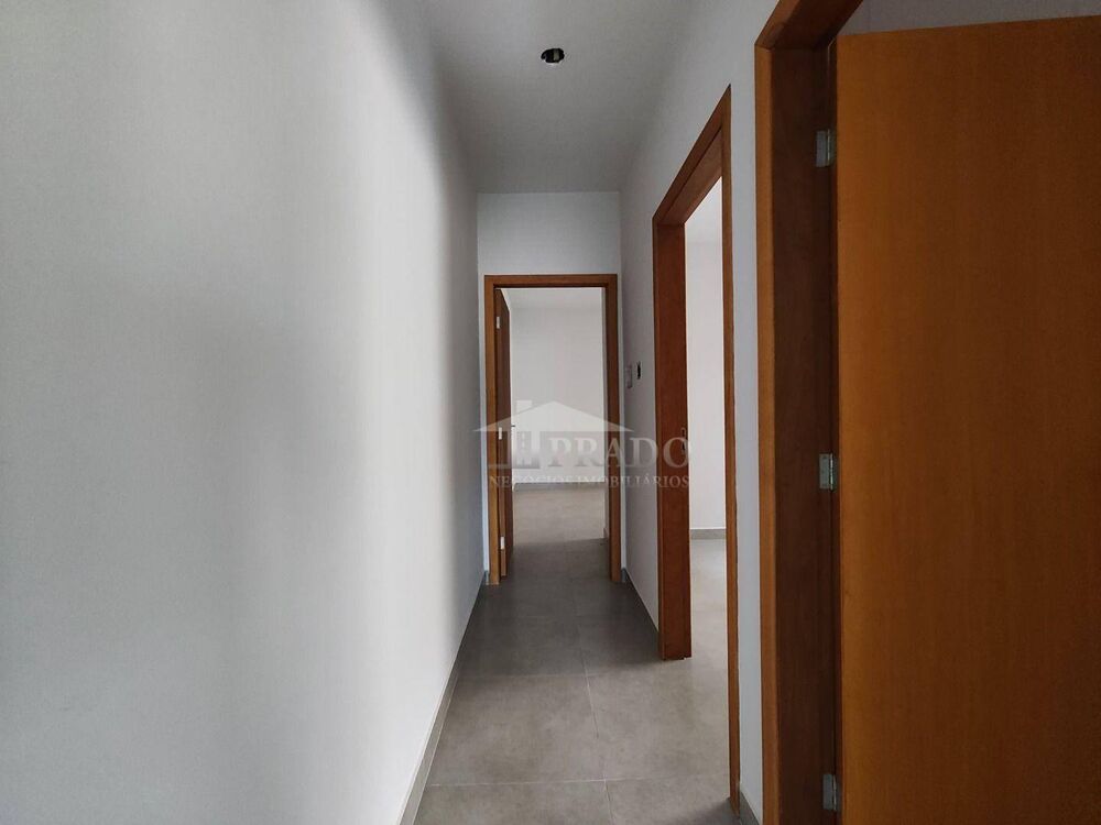 Casa à venda com 2 quartos, 74m² - Foto 5