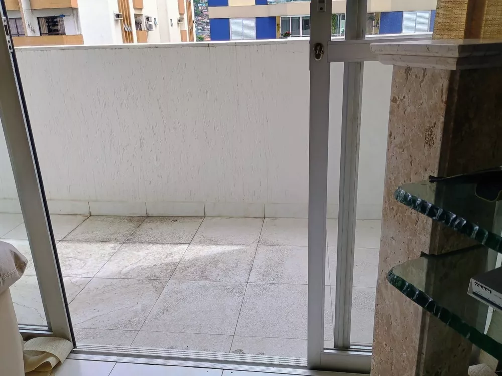 Apartamento à venda com 3 quartos, 82m² - Foto 4