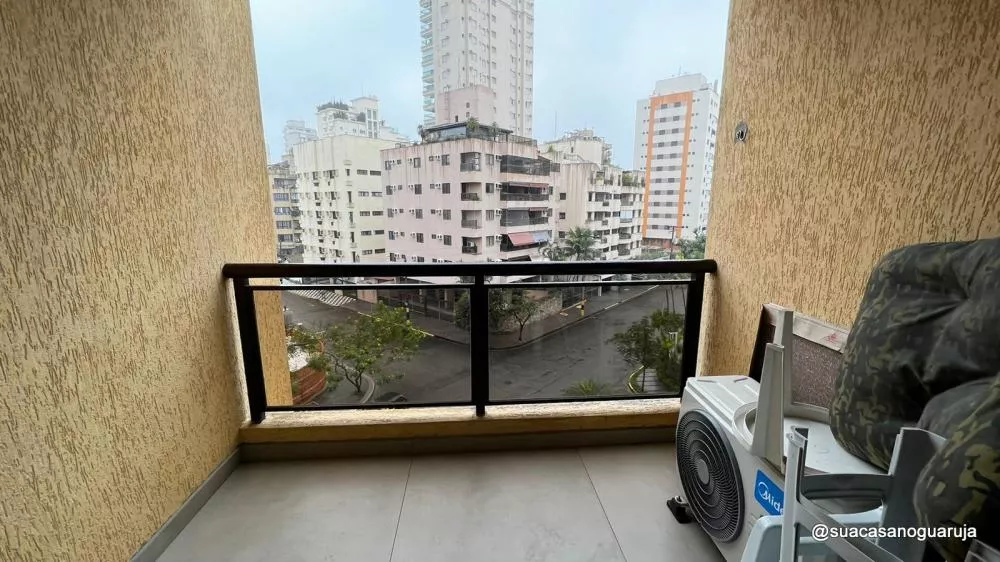 Apartamento à venda com 3 quartos, 70m² - Foto 2