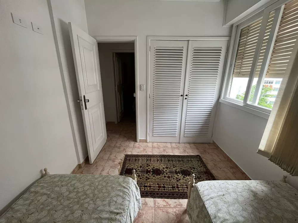 Apartamento para alugar com 2 quartos, 112m² - Foto 4