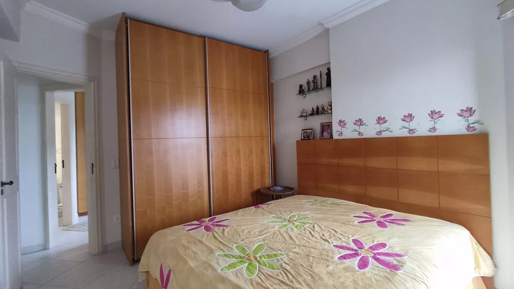 Apartamento à venda com 3 quartos - Foto 2