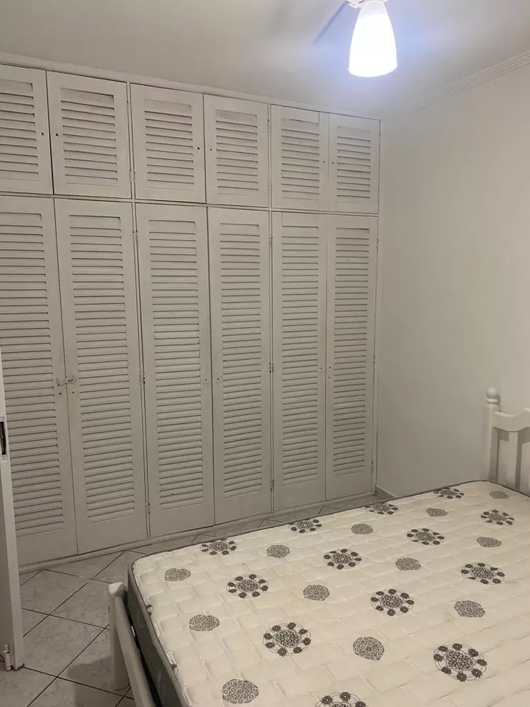 Apartamento à venda com 3 quartos, 107m² - Foto 2