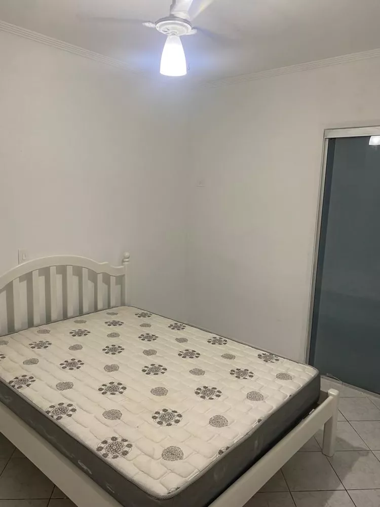 Apartamento à venda com 3 quartos, 107m² - Foto 3