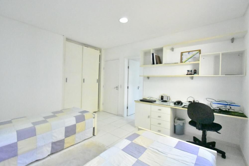 Casa à venda com 3 quartos, 350m² - Foto 1