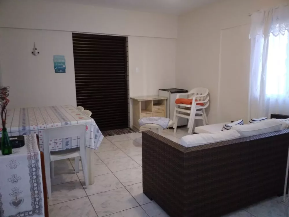 Cobertura à venda com 2 quartos, 120m² - Foto 2