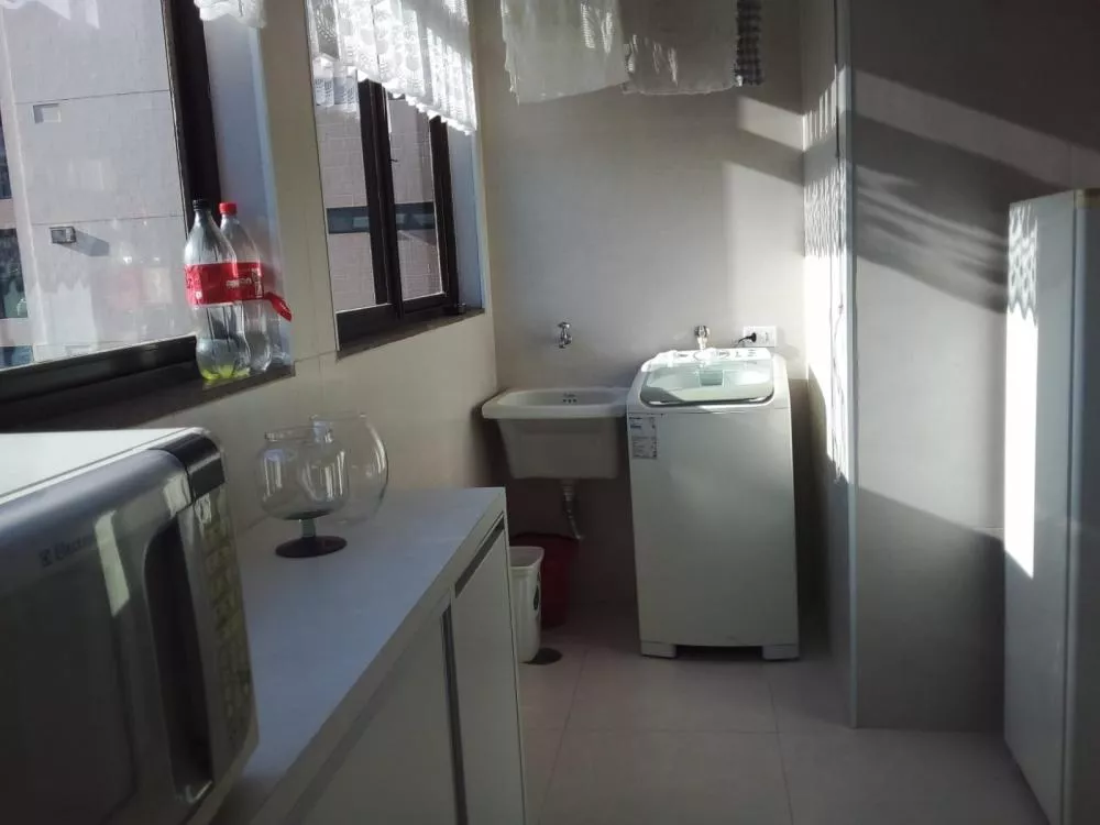 Apartamento à venda com 3 quartos, 116m² - Foto 4