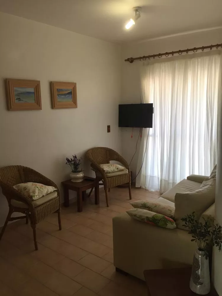 Apartamento à venda com 2 quartos, 65m² - Foto 1